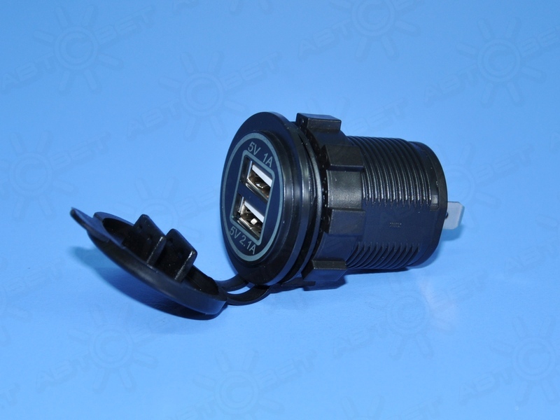 ������ 2USB 12/24V 2.1A � ������� ���������� CBT